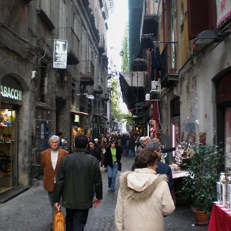 Flat Perche No Neapel